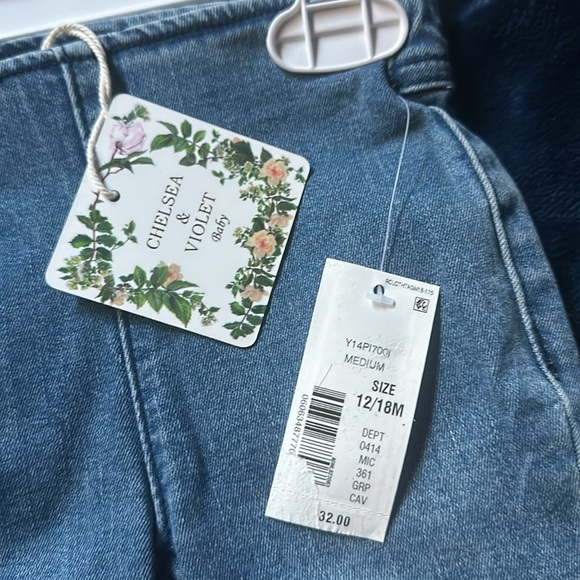 Chelsea & Violet
Baby Girls 12-24 Months Pull-On Flare Denim Jeans - Picture 4 of 8